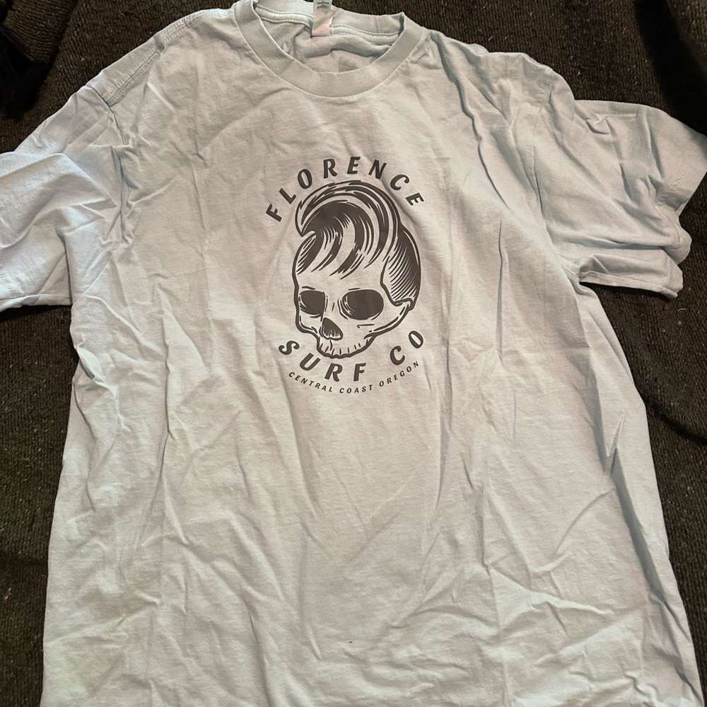 Skull oversize t Oregon coast